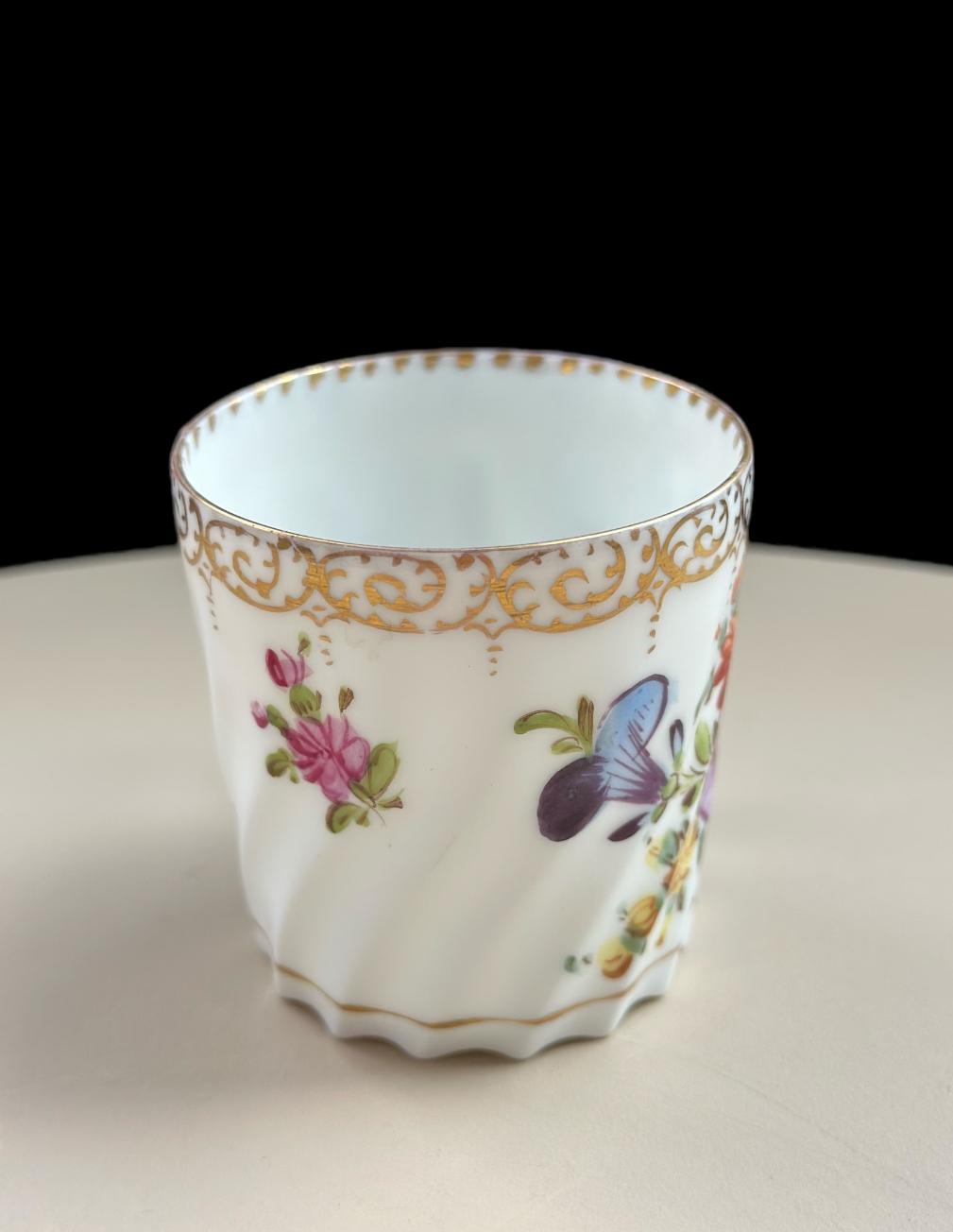 Antique Dresden Porcelain Mocha Cup – Grossbaum & Söhne Grossbaum and Sons - Image 2