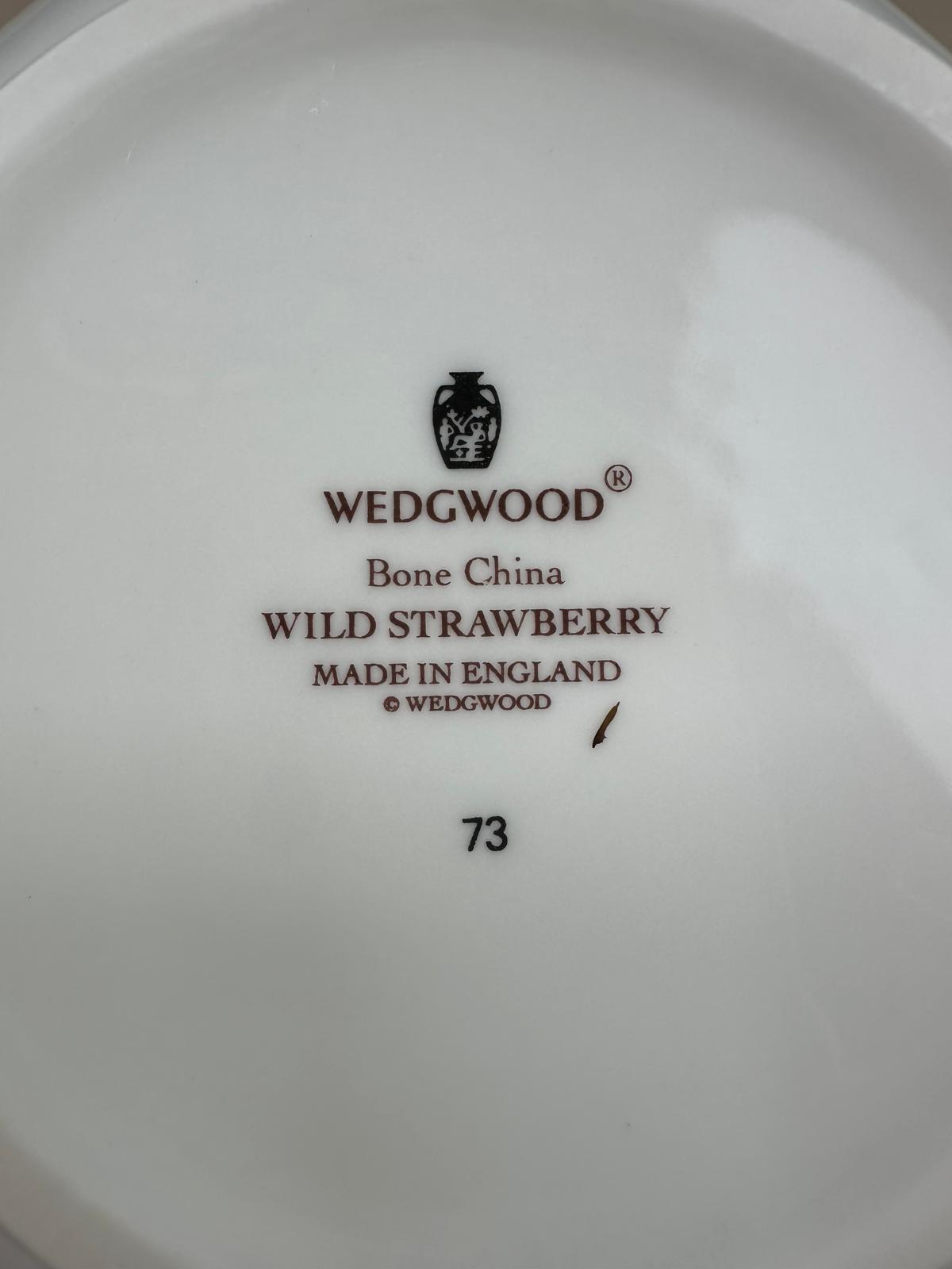 Wedgwood Wild Strawberry Octagonal Bowl Cereal Bowl or Oatmeal Bowl - Image 5