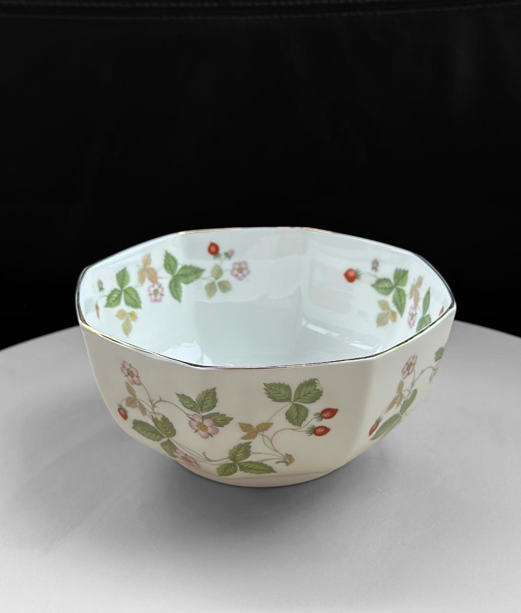 Wedgwood Wild Strawberry Octagonal Bowl Cereal Bowl or Oatmeal Bowl