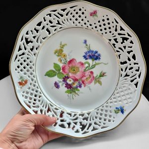 Schumann Arzberg Pierced Floral Serving Plate Bavaria Germany 26cm