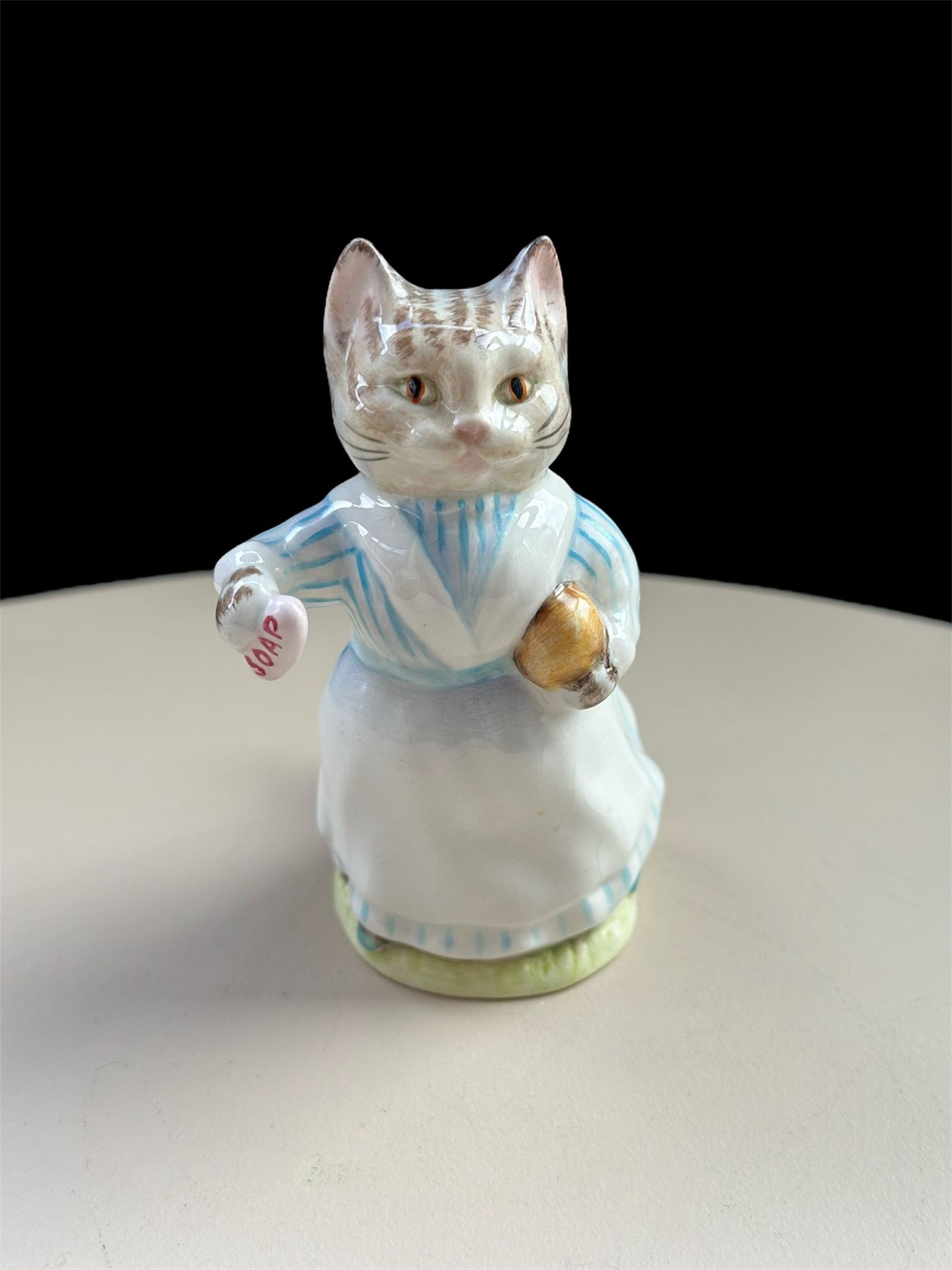 Beswick Beatrix Potter’s Tabitha Twitchit 1965-72