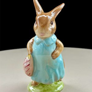 Beswick Beatrix Potter Figurine Mrs Flopsy Bunny (Light Blue Dress)