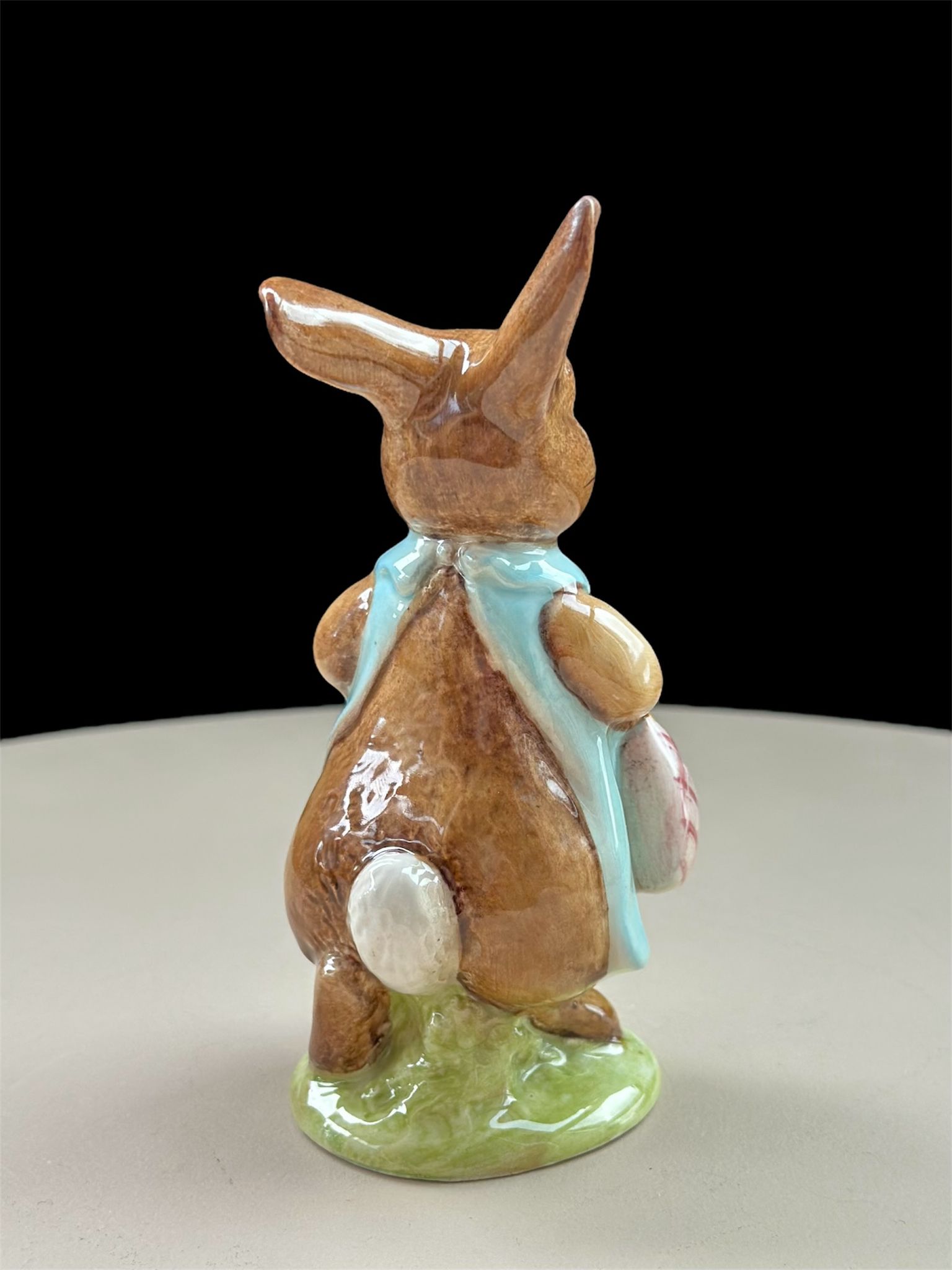 Beswick Beatrix Potter Figurine Mrs Flopsy Bunny (Light Blue Dress) - Image 2