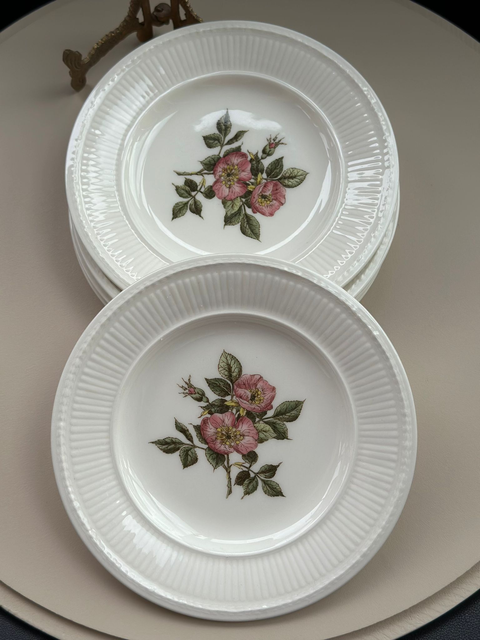 Set of 5 The Wedgwood "Briar Rose" pattern Dessert plates - Image 2