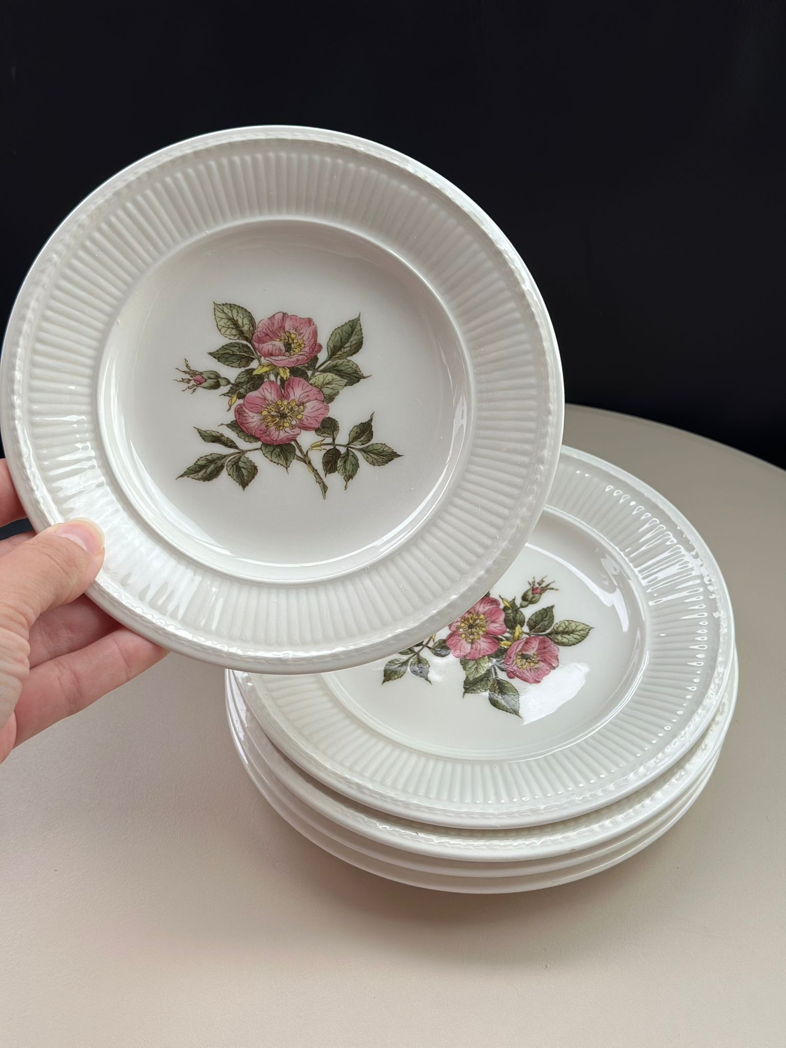 Set of 5 The Wedgwood "Briar Rose" pattern Dessert plates - Image 3