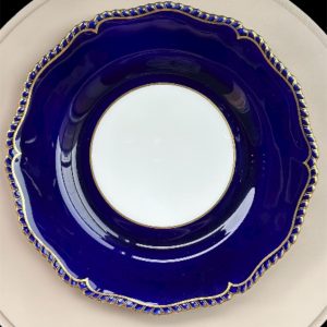 Royal Worcester Vintage Dinner Plate – Cobalt Blue & Gold Scalloped Edges