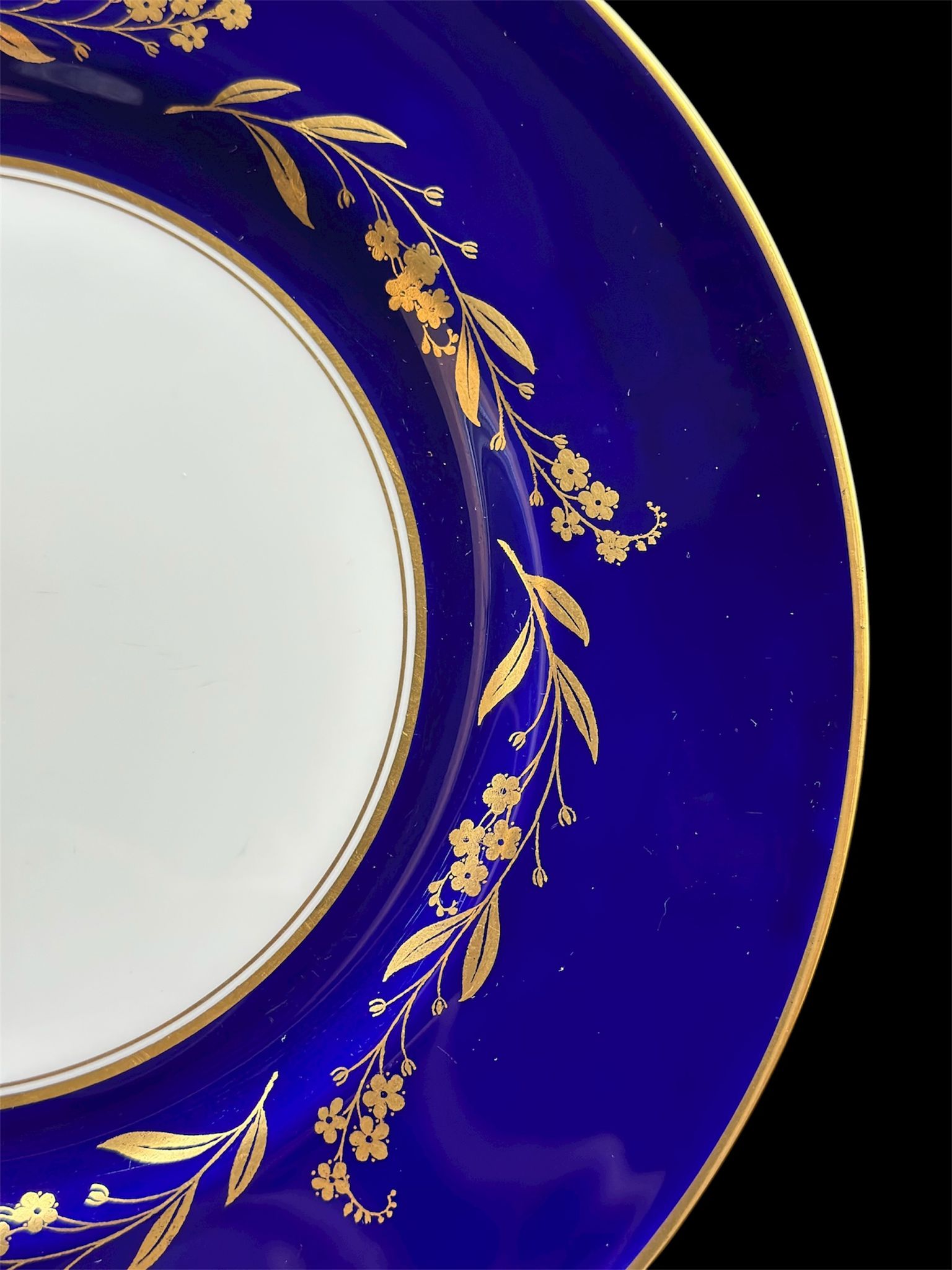 Royal Worcester Cobalt Blue & Gold Floral Dinner Plate - Image 4